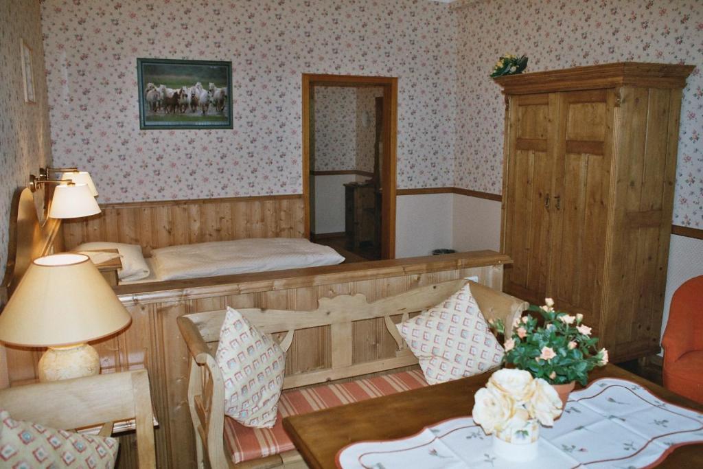 Hotel Meyer Kürten Habitación foto